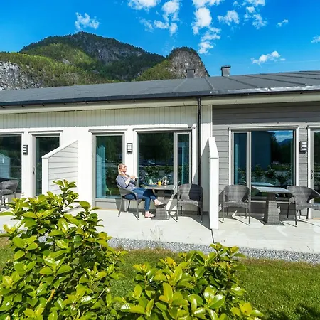Hotel Fjordhotell - By Classic Norway Valldal