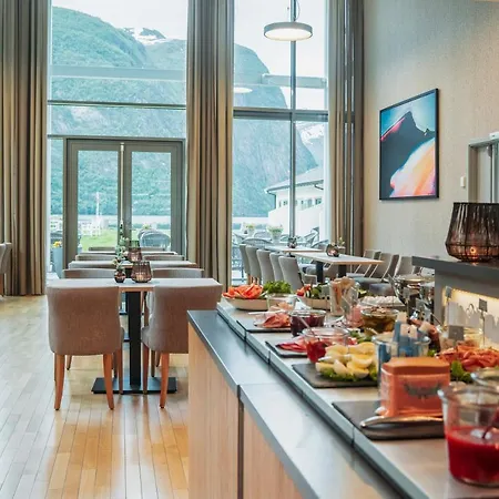 Hotel Fjordhotell - By Classic Norway 3*