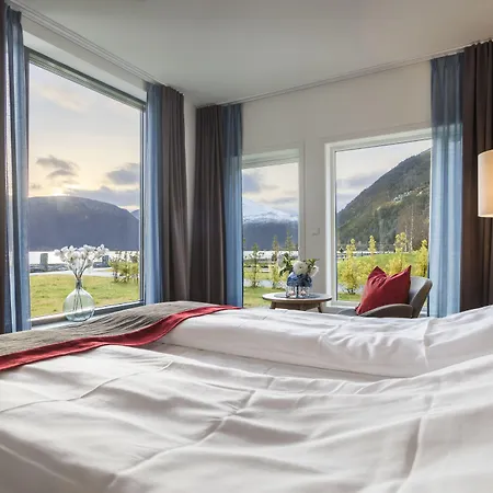 Fjordhotell - By Classic Norway 3*