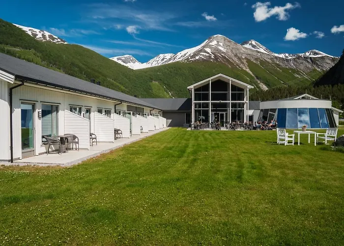 فندق Fjordhotell - By Classic Norway فالدال