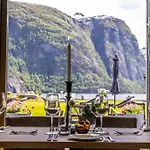 Fjordhotell - By Classic Norway 3* Valldal