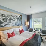 Hotel Fjordhotell - By Classic Norway Valldal